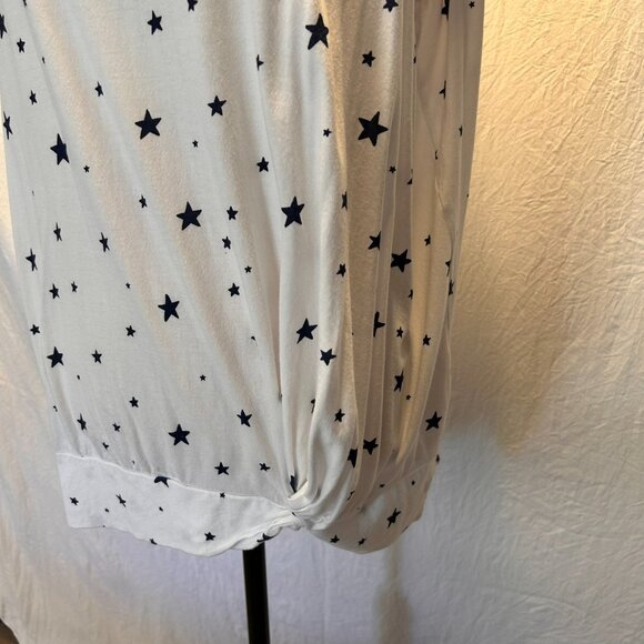 Have one to sell? Sell now Chaps Woman's White Tank Top With Blue Stars Size 1X - Picture 3 of 7